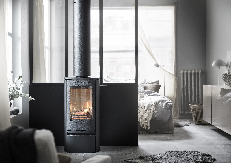Contura 810 zwart - Gietijzeren deur, bovenblad van gelakt aluminium en deur