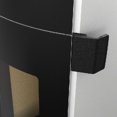 Graças ao punho ergonómico, abrir e fechar a porta da lareira é uma brincadeira de crianças.