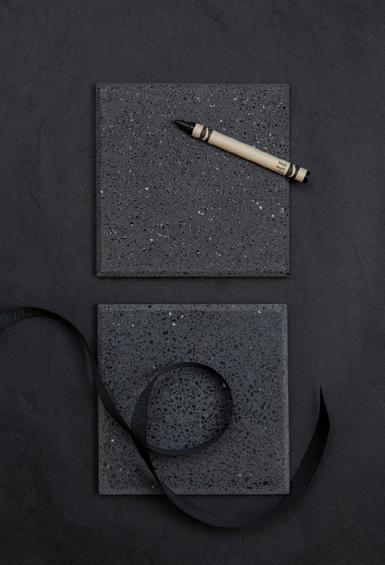 Noir poli / brut
