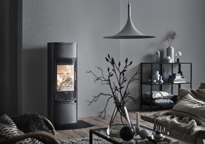 Contura 890 zwart - Glazen deur, gelakte aluminium bovenplaat