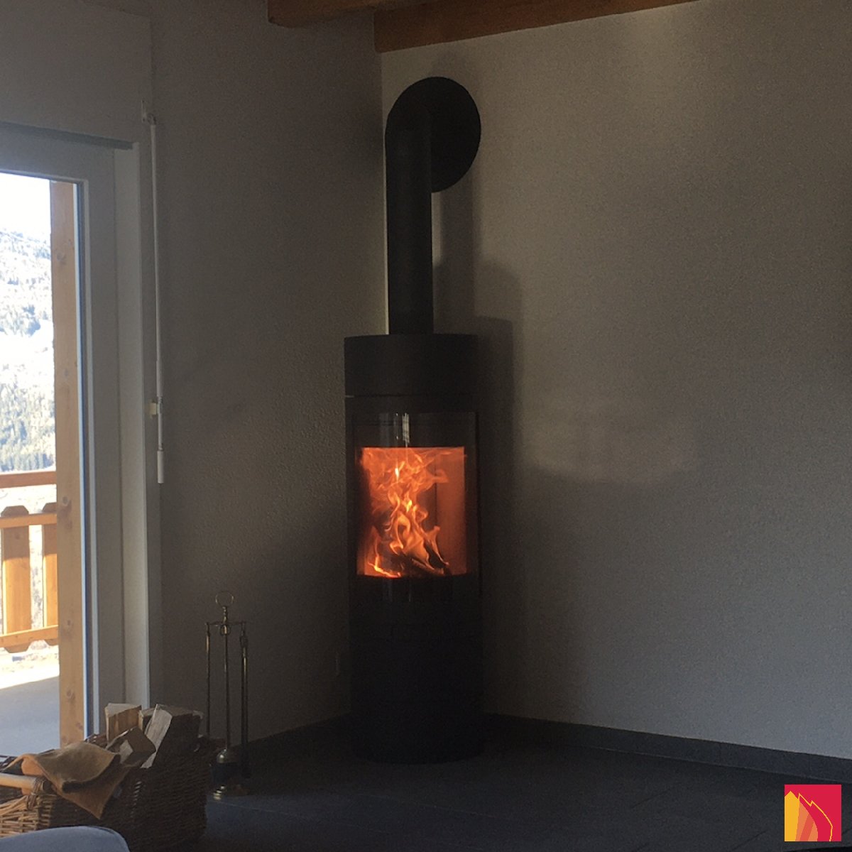 Skantherm Elements rondhoutkachel - Carron-Lugon