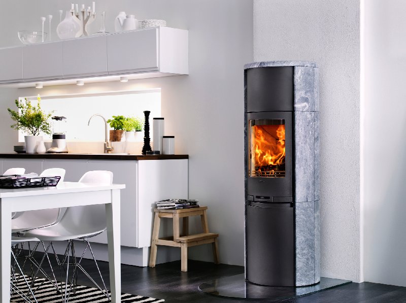 Contura 590T zwart