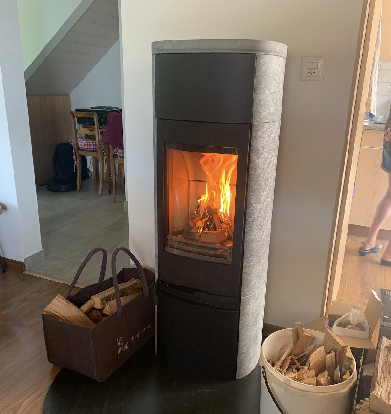 Contura 890T - Carron-Lugon