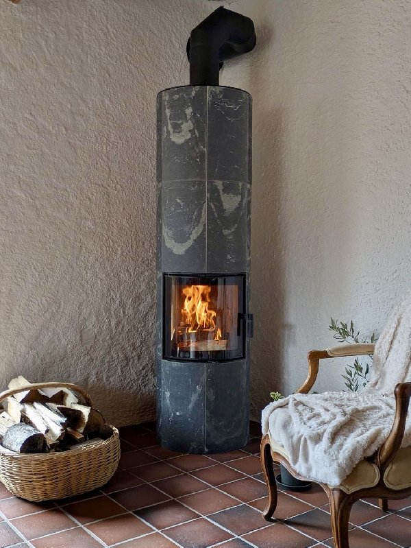 Tulikivi Puro 18 - Carron-Lugon